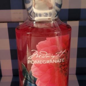 Midnight Pomegranate Bath & Body Works🌸🍇🍎